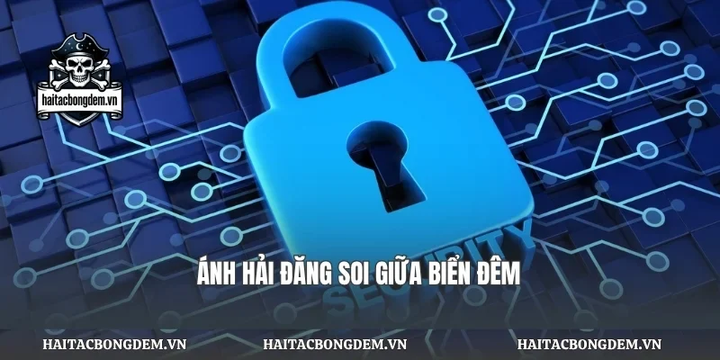 Ánh hải đăng soi giữa biển đêm